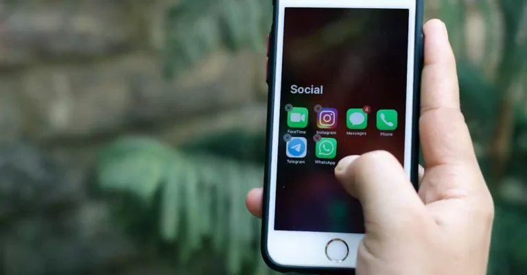 Ultimate Guide to Chat GPT4: Features, Uses, and How to Get Started in 2026